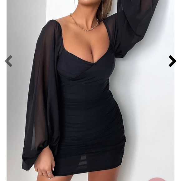 Dresses & Skirts - That’s so fetch sibyl dress black NWT